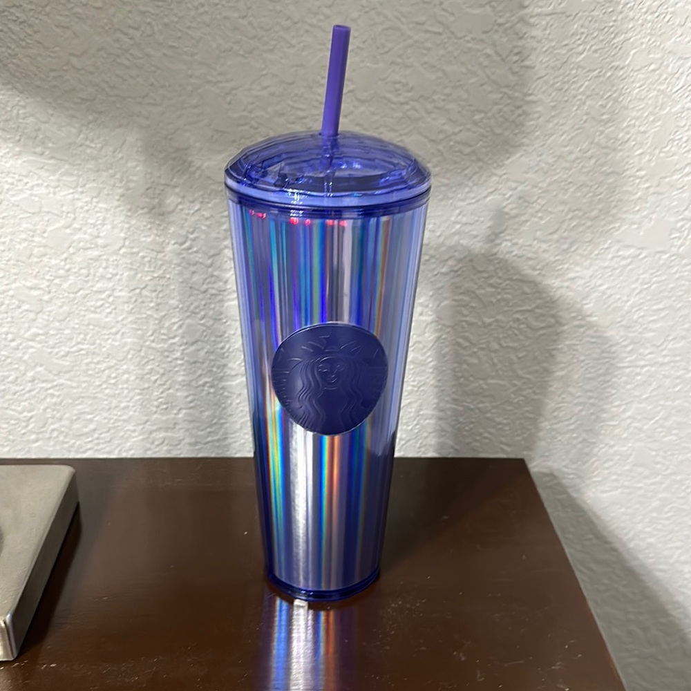 New Starbucks Venti periwinkle kaleidoscope dome cold cup